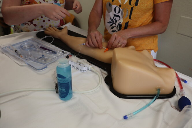 <strong>Atelier de ponction écho guidée</strong> Atelier de ponction écho guidée